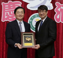 管理學院 欒錦榮教授